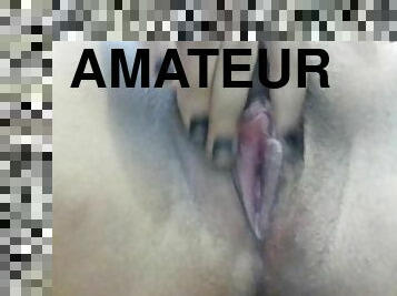 My teen shaved pussy ????
