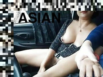 Asian wife sucking taxi driver's cock