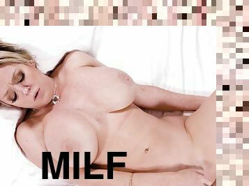 Dee Williams - Milf Masturbation