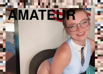 Profesora Rubia te enseña Inglés y cómo correrte JOI