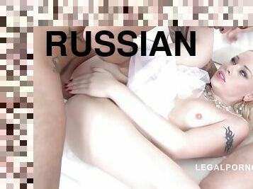 Russian Beauty Lola Taylor Double Anal Gangbang