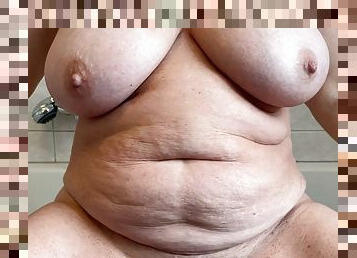 Big tits granny spread wide