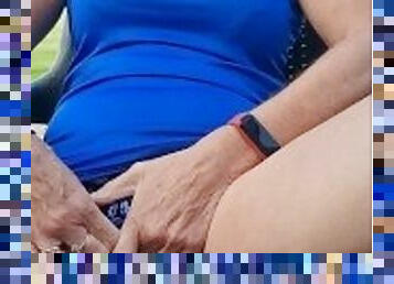 masturbation, en-plein-air, public, granny, milf, maman, doigtage, point-de-vue, ejaculation, horny