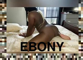 Ebony Babe in Ski Mask Twerking Fat Ass