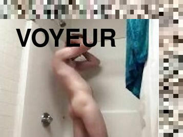 Otter in Water - Part 5 of the Daily Voyeur Shower Show - with Dancing to Hip Hop Music!
