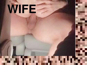 swinger, isteri, sex-dalam-kumpulan, creampie, kereta, suami, cuckold