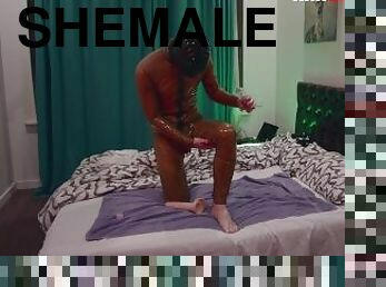 Shemale Bed Latex Oil Play