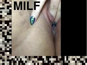 masturbation, chatte-pussy, amateur, milf, maman, belle-femme-ronde, joufflue, doigtage, pute, mère