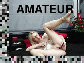 masturbation, orgasme, amateur, jouet, maison, doigtage, petite-amie, blonde, solo