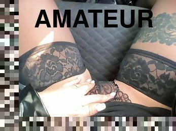 masturbation, amateur, cam, voyeur, doigtage, jupe-en-l’air, bas