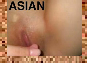 азиатки, мастурбация, любительское, дрочка-руками, в-сауне, соло, кореянки, маленькие-титьки