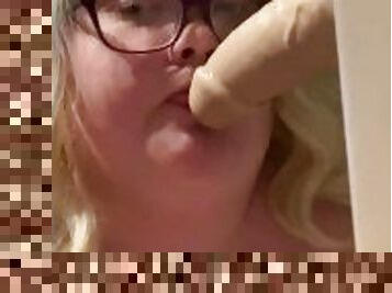 Bbw sucks dildo like crazy