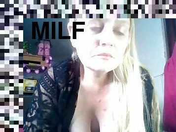 PrincessFee loves to Cam - Here is alittle webcamming dance...