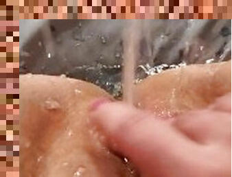 Wet pussy fingering, amateur squirt in bed