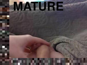 masturbation, mature, ejaculation-sur-le-corps, énorme-bite, gay, branlette, secousses, solo, bite