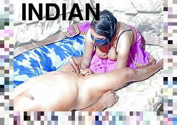 Indian Village Soni Sexy Bhabhi Alone In Cold Calls Aunts Boy Home And Rides Cock Massage.hq Xdesi