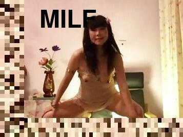 Hot MILF has a sexy nude dance