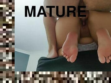 cul, levrette, femme-de-ménage, vieux, orgasme, mature, ejaculation-sur-le-corps, milf, maison, latina