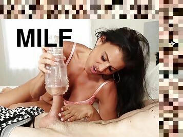 Mercedes Sinclair - When It Comes To Cock Milking Does It Better Than Over 40 Milf