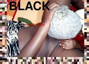 Petit Black Lesbians Eating Pussy – Black Bbw Shakes From Pleasure