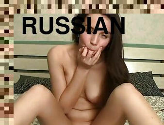 gros-nichons, orgasme, chatte-pussy, russe, amateur, doigtage, bout-a-bout, brunette