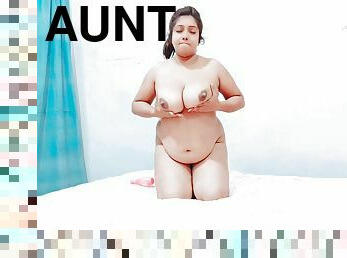 Sexy Aunty Mastrubation With Dildo