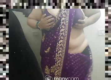 Horny Desi Indian Seducing Her Boss On Videocall