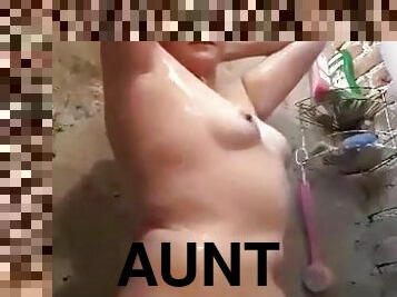 Small Boob Pakistani Aunty Bathing Nude On Cam
