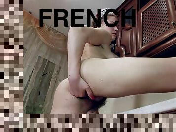 poilue, femme-de-ménage, française, bas, cuisine, solo, brunette