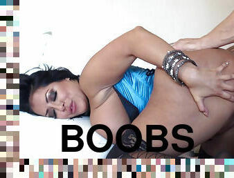 Curvy Kiara Mia big boobs blowjob and get fucked