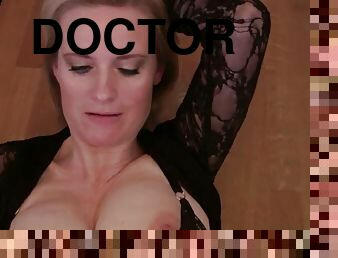 Doctor Tina is examining you! Come to my practice!