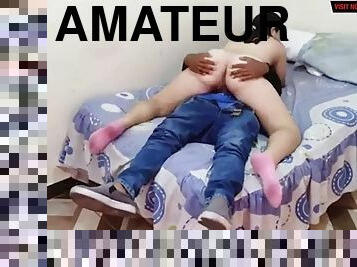 cul, amateur, fellation, ejaculation-sur-le-corps, hardcore, maison, branlette, ejaculation-interne, branlette-avec-les-pieds, clignotant