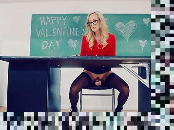 Big tits teacher Brandi Love feels lonely and horny in classroom