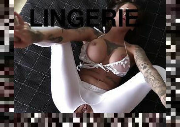 gros-nichons, collants, anal, ejaculation-sur-le-corps, hardcore, pornstar, point-de-vue, lingerie