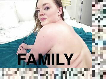 Kinky Family - Samantha Reigns - Stepsister gets big cock creampie