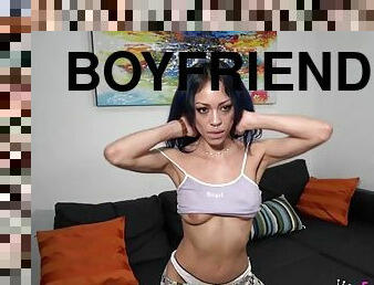 Noa fucks her friend while her boyfriend watches Skype!