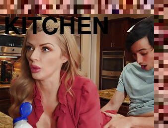 Kitchen fuck with busty mom Joslyn James