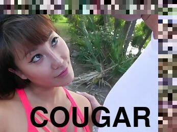 asiatique, en-plein-air, mature, fellation, ejaculation-sur-le-corps, maman, sur-le-visage, cougar