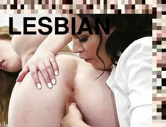 Marvelous Dana DeArmond and Dolly Leigh lesbian sex video