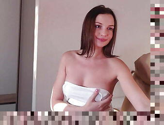 Young Camgirl Jenny sexy dance and change cloth - topless