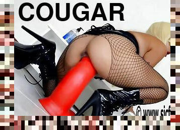 Cougar Helen's enormous dildo fun