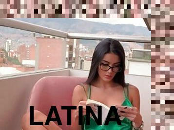 Latina gets horny while reading