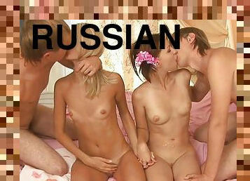 seks-partili-alem, rus, amatör, üstüneyüzüne-boşalma, genç, grup-sex, sarışın, ufak-tefek-kadın, küçük-memeler