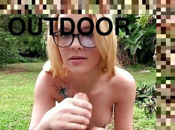 Glassed teen Haley getting her pussy fucked close up in outdoor POV