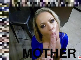 mother I´d like to fuck stepmom blows stepson and stepsis spies on them