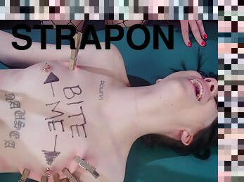 troca-de-papeís, anal, lésbicas, hardcore, bdsm, escravo, pés, rede-de-pesca, rabo, fetiche