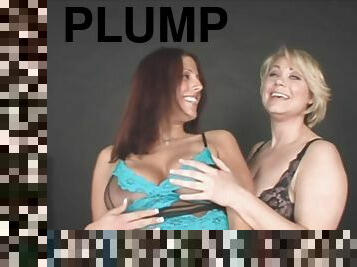 Two hot plump lesbian MILFs - hot porn video