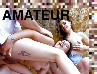 gros-nichons, orgie, en-plein-air, fête, amateur, ejaculation-sur-le-corps, milf, hardcore, gangbang, sexe-de-groupe