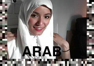 عربية, هندي, جميلة-الطلعة, بيضاء