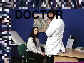 Stockinged babe facialized by doctor
